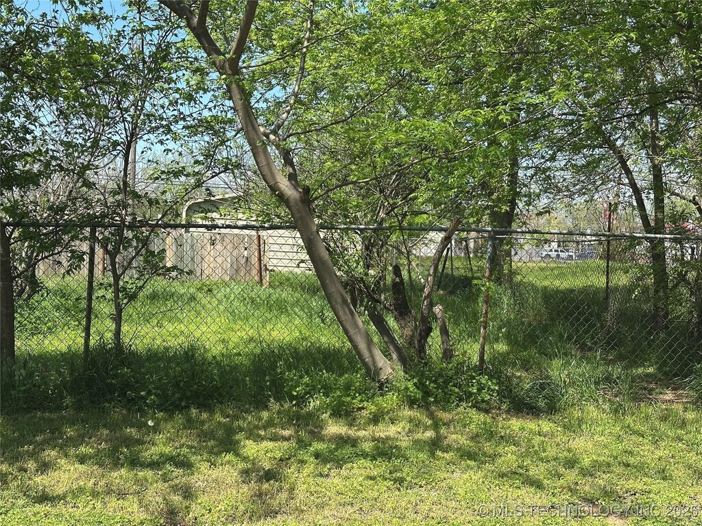 W Wyandotte, Sulphur, OK 73086