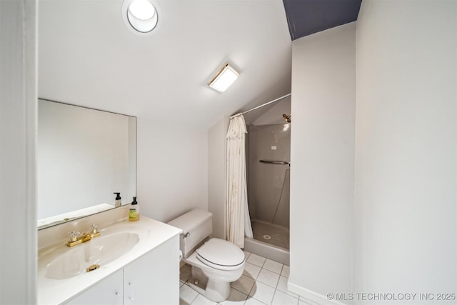 full bath with tile patterned flooring, a shower with shower curtain, toilet, vanity, and lofted ceiling