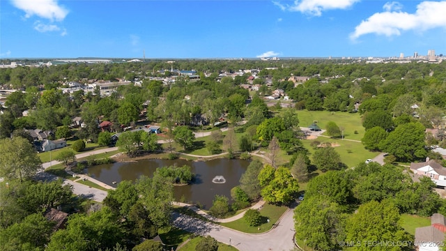 924 S Allegheny Ave, Tulsa, OK 74112 - bird's eye view featuring a water view