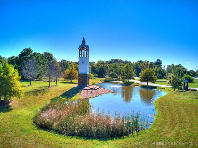 64 Hill St, Carlton Landing, OK 74432