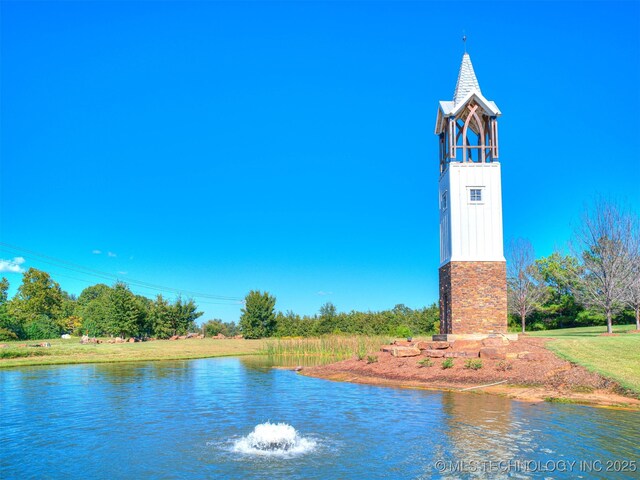 64 Hill St, Carlton Landing, OK 74432