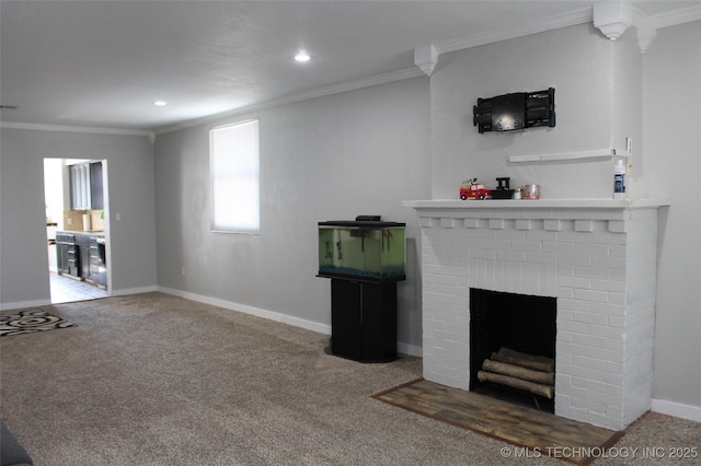 living room featuring baseboards, carpet floors, crown molding, and a fireplace