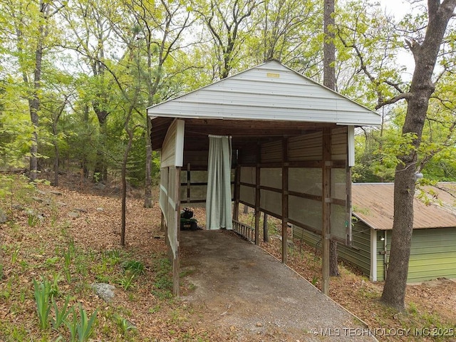 view of outdoor structure