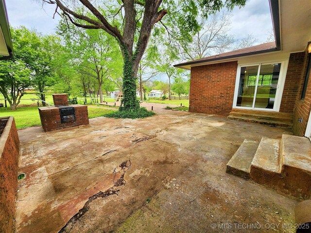 600 W 4th St, Tahlequah, OK 74464 - view of patio / terrace