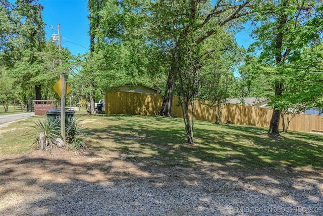view of yard featuring fence