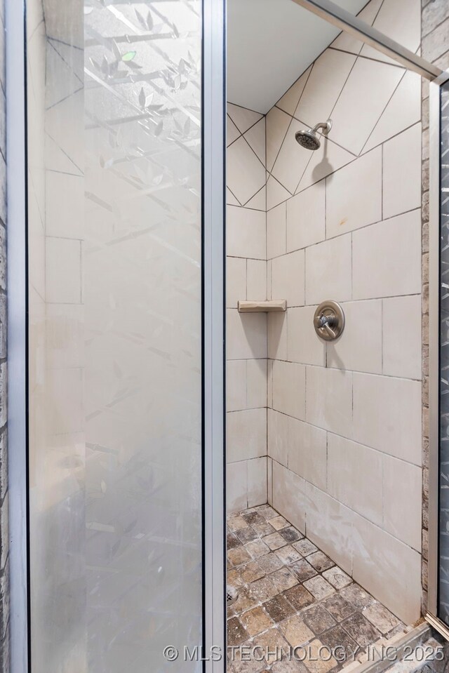 7056 E 124th St S, Bixby, OK 74008 - bathroom featuring a stall shower
