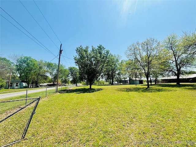 view of yard featuring fence