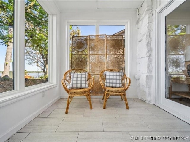 sunroom / solarium with a healthy amount of sunlight