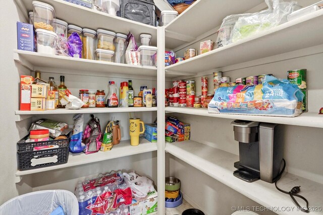 7201 S Joshua Ave, Broken Arrow, OK 74011 - view of pantry