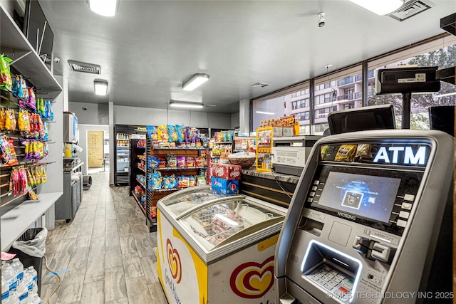 450 W 7th St Unit 1902, Tulsa, OK 74119 - interior space featuring light wood finished floors