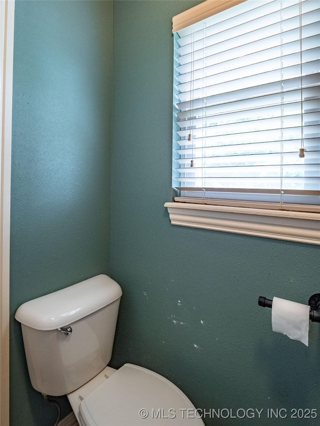 509 Dove Dr, Mcalester, OK 74501 - bathroom featuring toilet