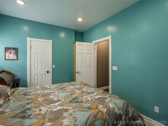 1904 Sandpiper St, Mcalester, OK 74501 - bedroom with recessed lighting