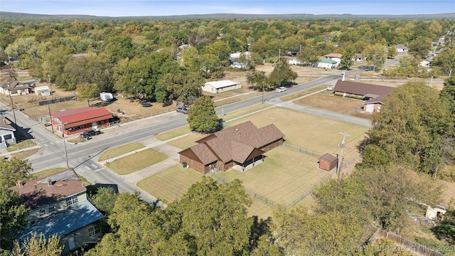 601 N Okmulgee Ave, Okmulgee, OK 74447 - bird's eye view with a view of trees