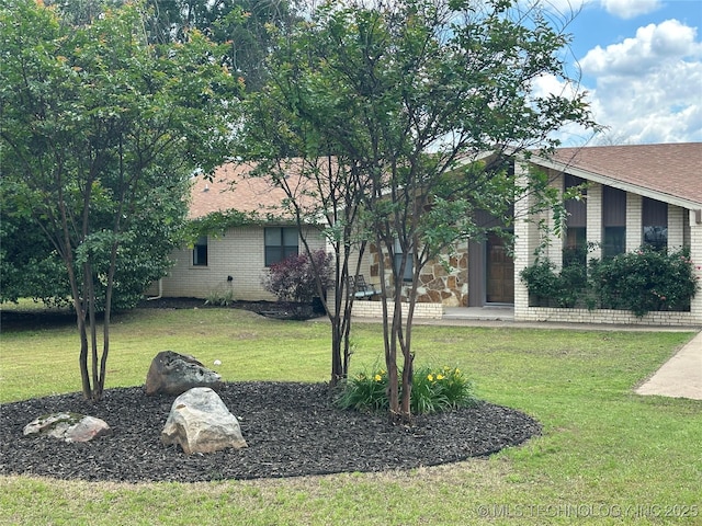 2621 Chuckwa St, Durant, OK 74701 - view of green lawn