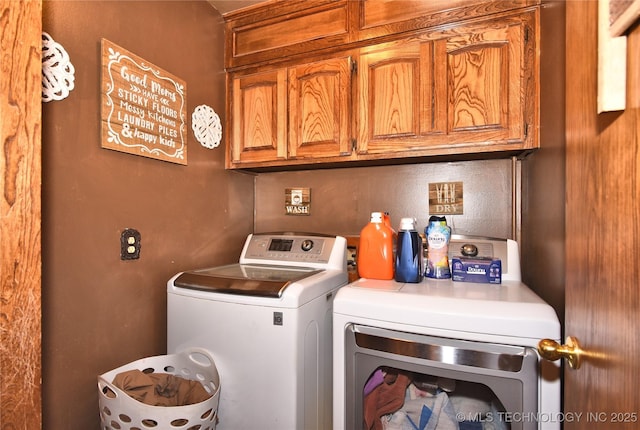 3001 Bacon Rd, Muskogee, OK 74403 - laundry room with washer and clothes dryer and cabinet space