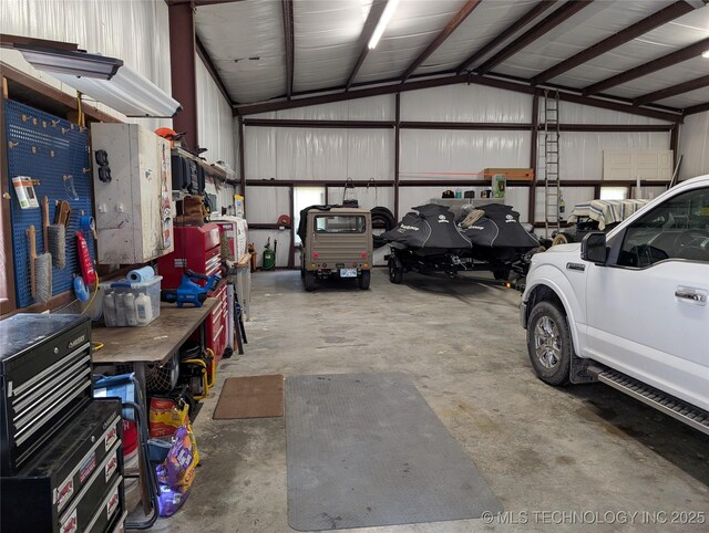 277 Oak Hollow Rd, Eufaula, OK 74432 - garage with a workshop area
