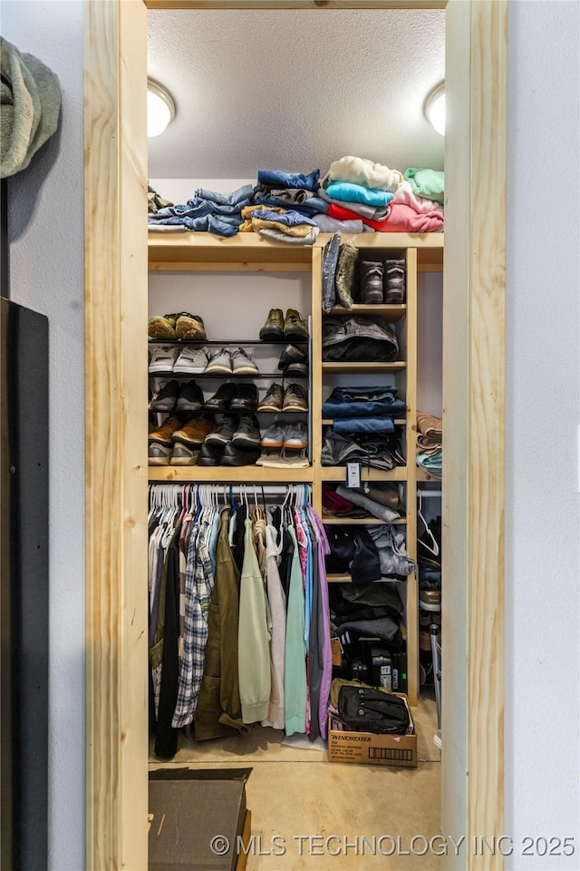 65365 E 155th Rd, Wyandotte, OK 74370 - view of walk in closet