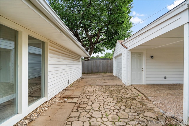 1212 S Knoxville Ave, Tulsa, OK 74112 - view of patio with fence