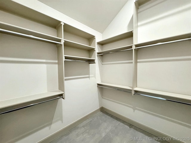 566 Woodlands Dr, Tahlequah, OK 74464 - view of walk in closet