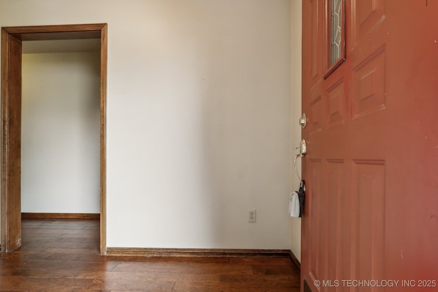 5601 S 9th E, Muskogee, OK 74403 - interior space featuring wood-type flooring and baseboards