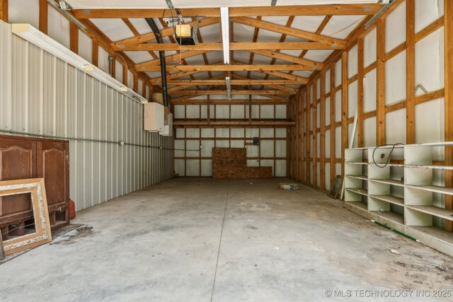 5601 S 9th E, Muskogee, OK 74403 - garage featuring metal wall