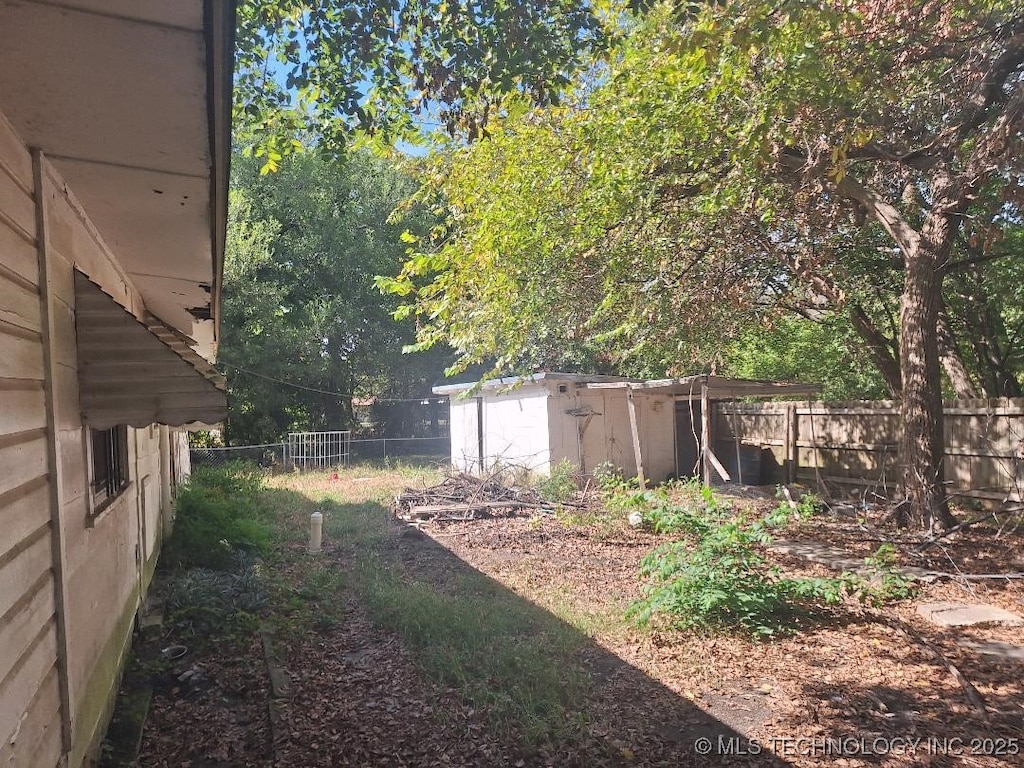 906 W Drew St, Madill, OK 73446