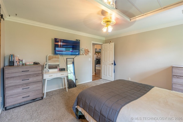 bedroom with carpet floors, ornamental molding, baseboards, and ceiling fan