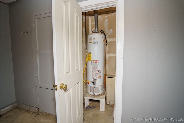 1160 S 124th E Ave, Tulsa, OK 74128 - utility room featuring gas water heater