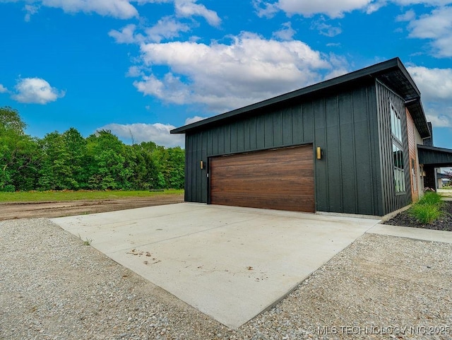 view of detached garage