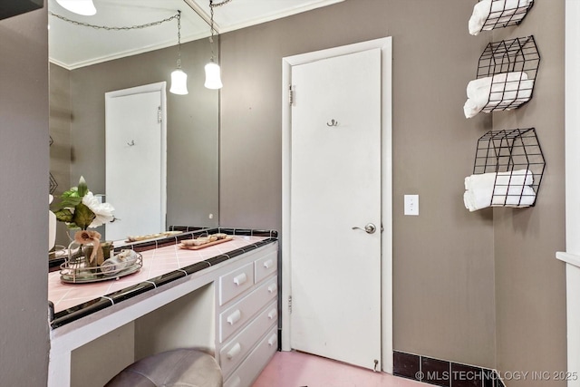 bathroom with vanity