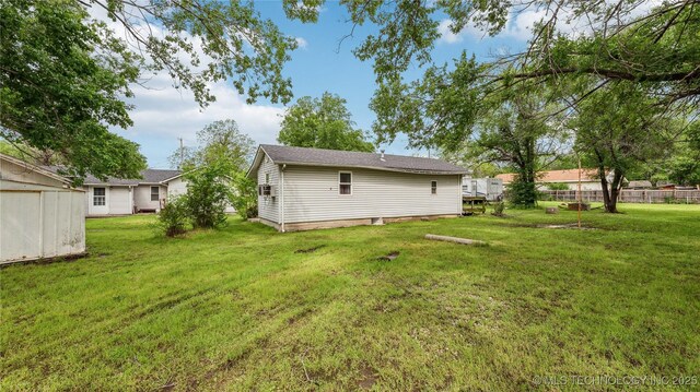 25505 S 4111th Rd, Claremore, OK 74019 - view of yard with an outbuilding