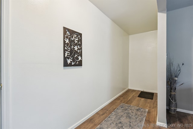 6727 S Richmond Ave Unit 632, Tulsa, OK 74136 - corridor with wood finished floors and baseboards