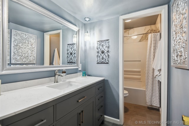 6727 S Richmond Ave Unit 632, Tulsa, OK 74136 - bathroom featuring vanity, toilet, and shower / tub combo with curtain