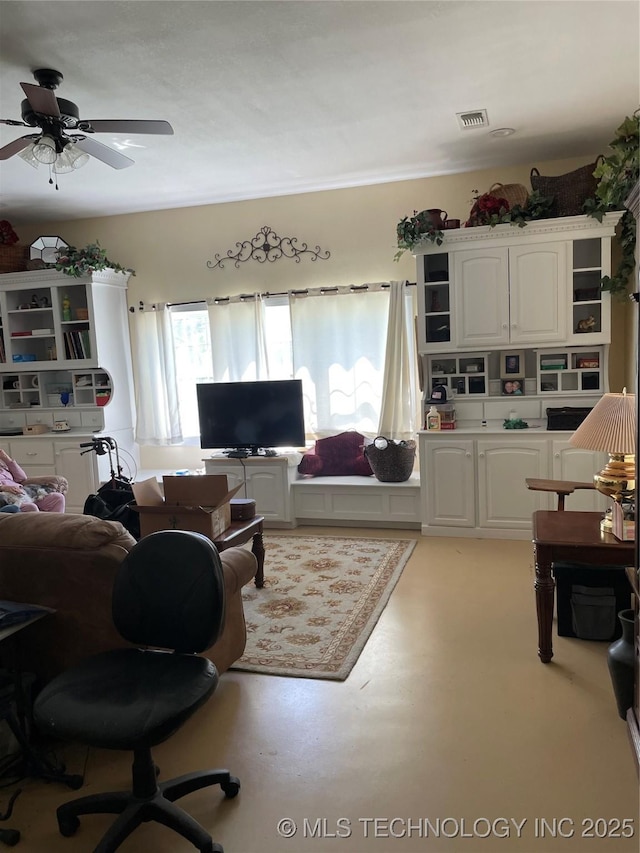 809 Harkey St, Tishomingo, OK 73460 - photo 10