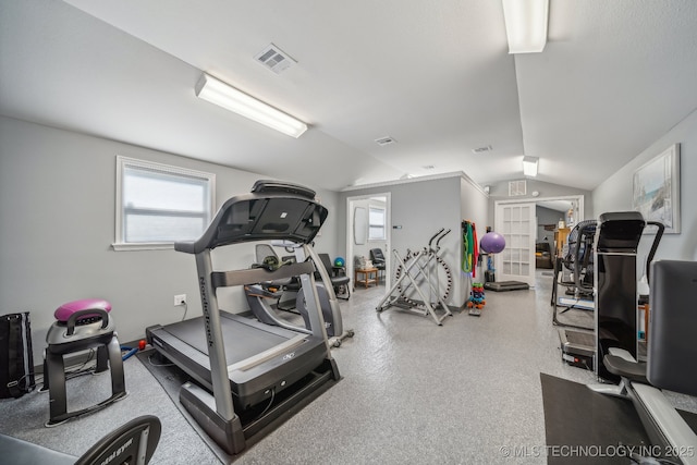 9998 E 460th Rd, Claremore, OK 74017 - workout room with vaulted ceiling