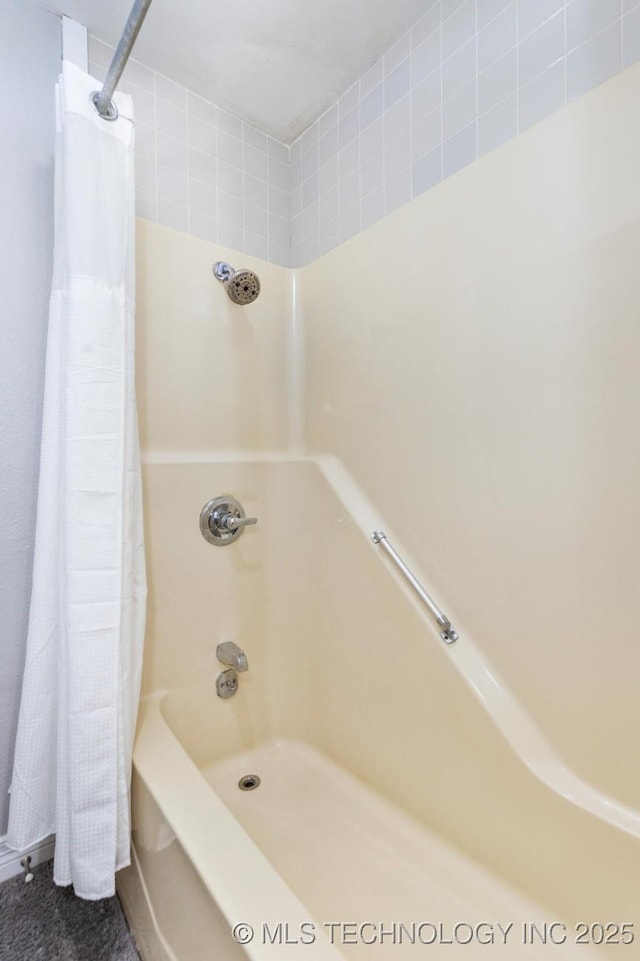 24591 S 613th Rd, Grove, OK 74344 - full bathroom with shower / bathtub combination with curtain