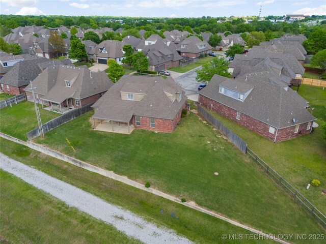 9502 S 73rd E Ave, Tulsa, OK 74133 - aerial view with a residential view