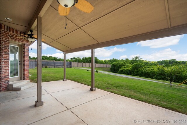 9502 S 73rd E Ave, Tulsa, OK 74133 - view of patio with fence and a ceiling fan