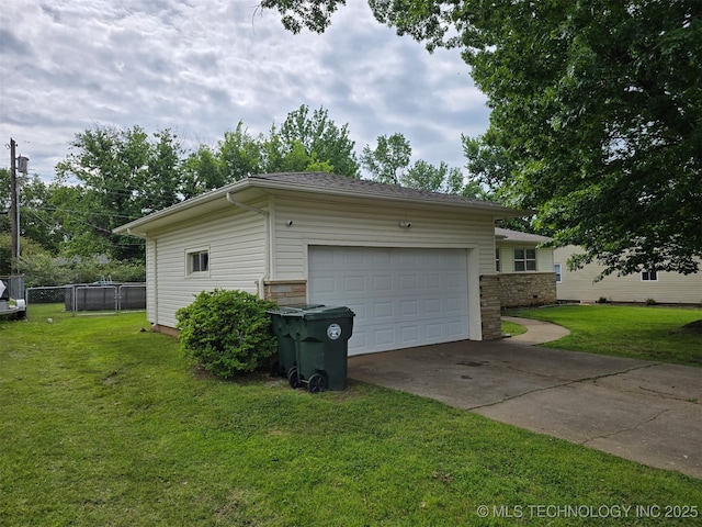 116 S Camden St, Muskogee, OK 74403 - garage with concrete driveway
