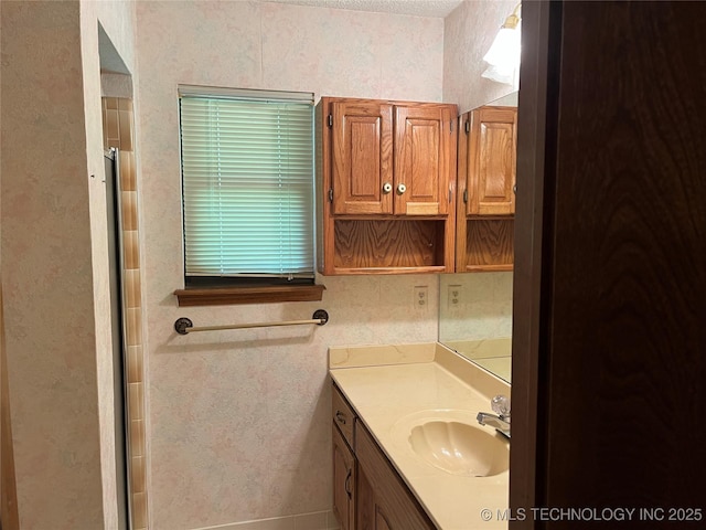 3316 Maple Dr, Sand Springs, OK 74063 - full bath with vanity