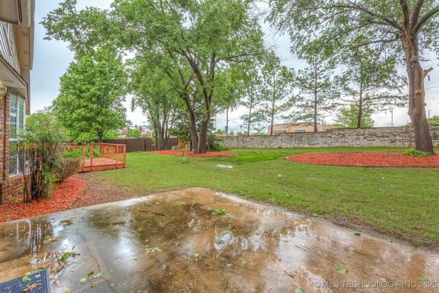 13303 E 95th Pl N, Owasso, OK 74055 - view of yard featuring fence