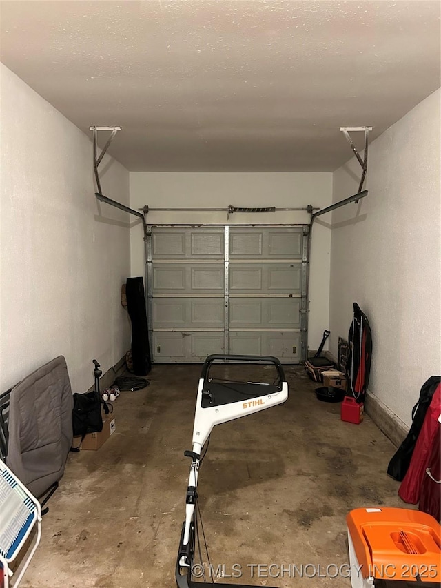 1705 Tower Dr, Ardmore, OK 73401 - view of garage