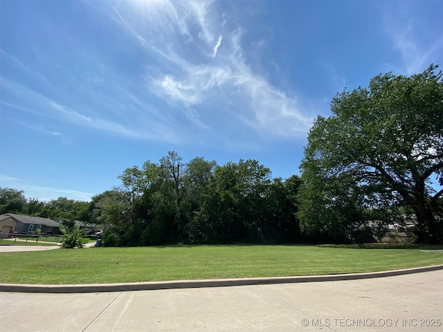303 W 46th Pl N, Tulsa, OK 74126