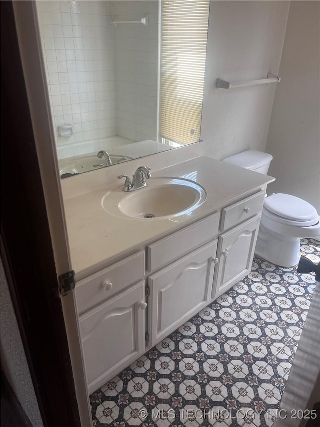 2640 W Fort Worth Pl, Broken Arrow, OK 74012 - bathroom featuring vanity and toilet