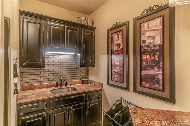 11615 S New Haven Ave, Tulsa, OK 74137 - bar with decorative backsplash and a sink
