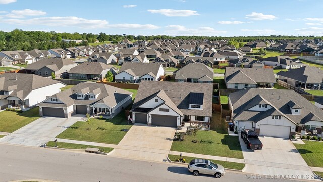 birds eye view of property featuring a residential view