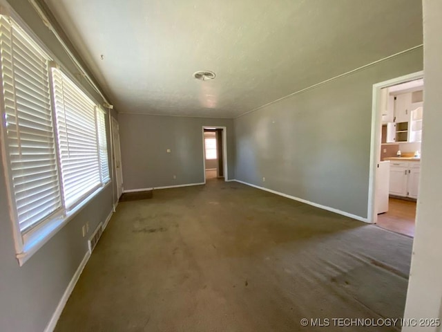 113 Urbana Dr, Blackwell, OK 74631 - photo 10