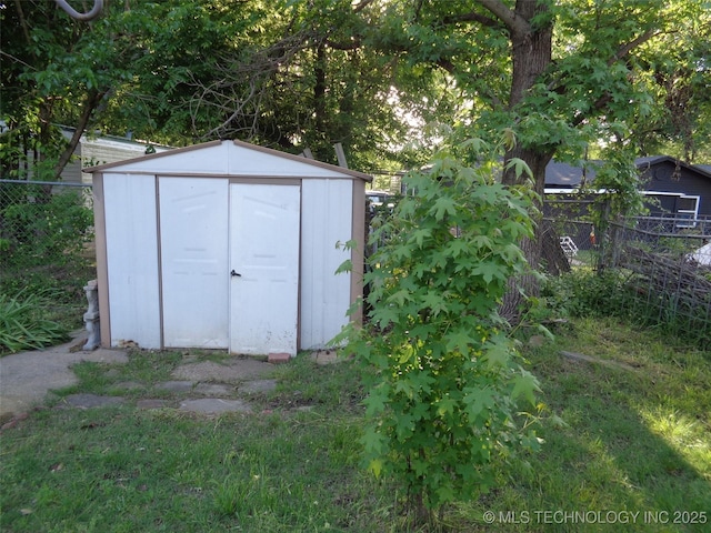 177 Lakeaire Dr, Eufaula, OK 74432 - view of shed with fence