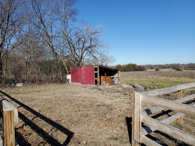 824 W Houston St, Okemah, OK 74859 - view of yard featuring an outdoor structure