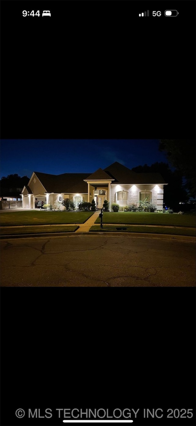 view of single story home
